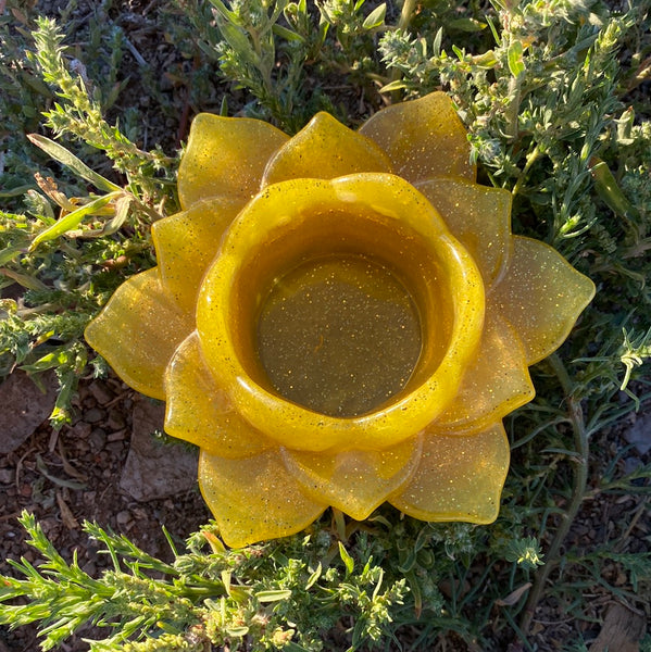 Yellow Lotus Tealite